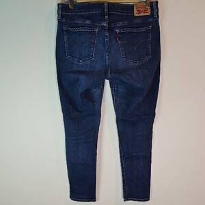 Levi's 711 Blue 31x26 Cropped Ankle Jeans with Tapered Fit